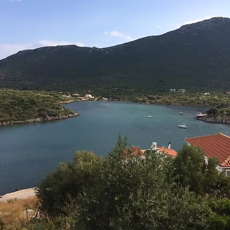 Guest house Porto Cadena Limin Ierakos