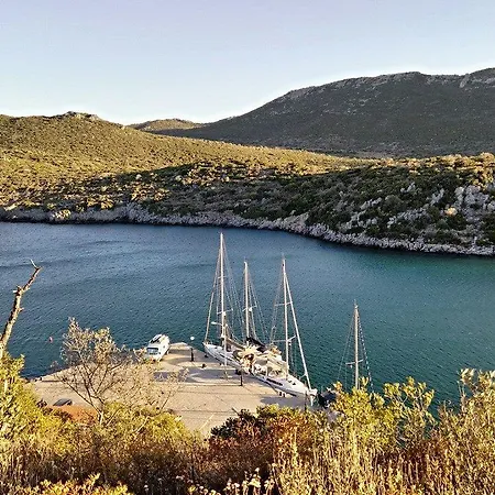 Porto Cadena Guest house Limin Ierakos