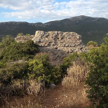 Porto Cadena Πανσιόν Λιμήν Ιέρακος