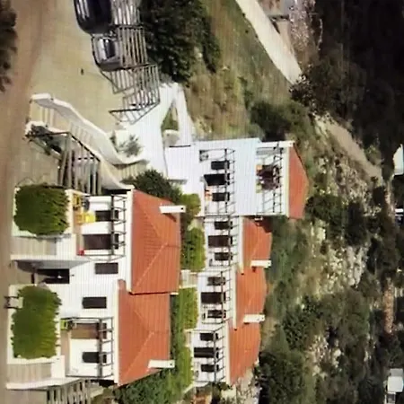 Porto Cadena * Λιμήν Ιέρακος